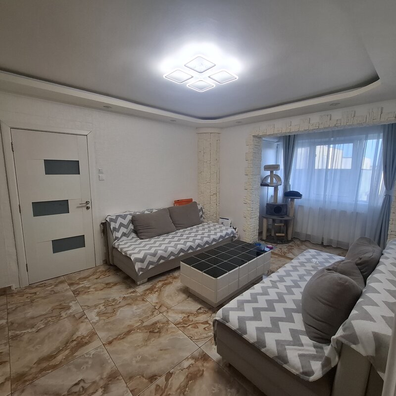 Lujerului 5 minute de metrou, apartament cu 4 camere renovat in totalitate.
